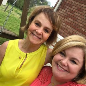 Meet your Posher, Edwina